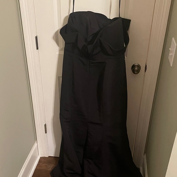 Amsale Black Strapless Gown - Picture 5 of 5